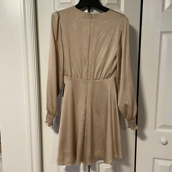 NWT Express Dress - Picture 2 of 4